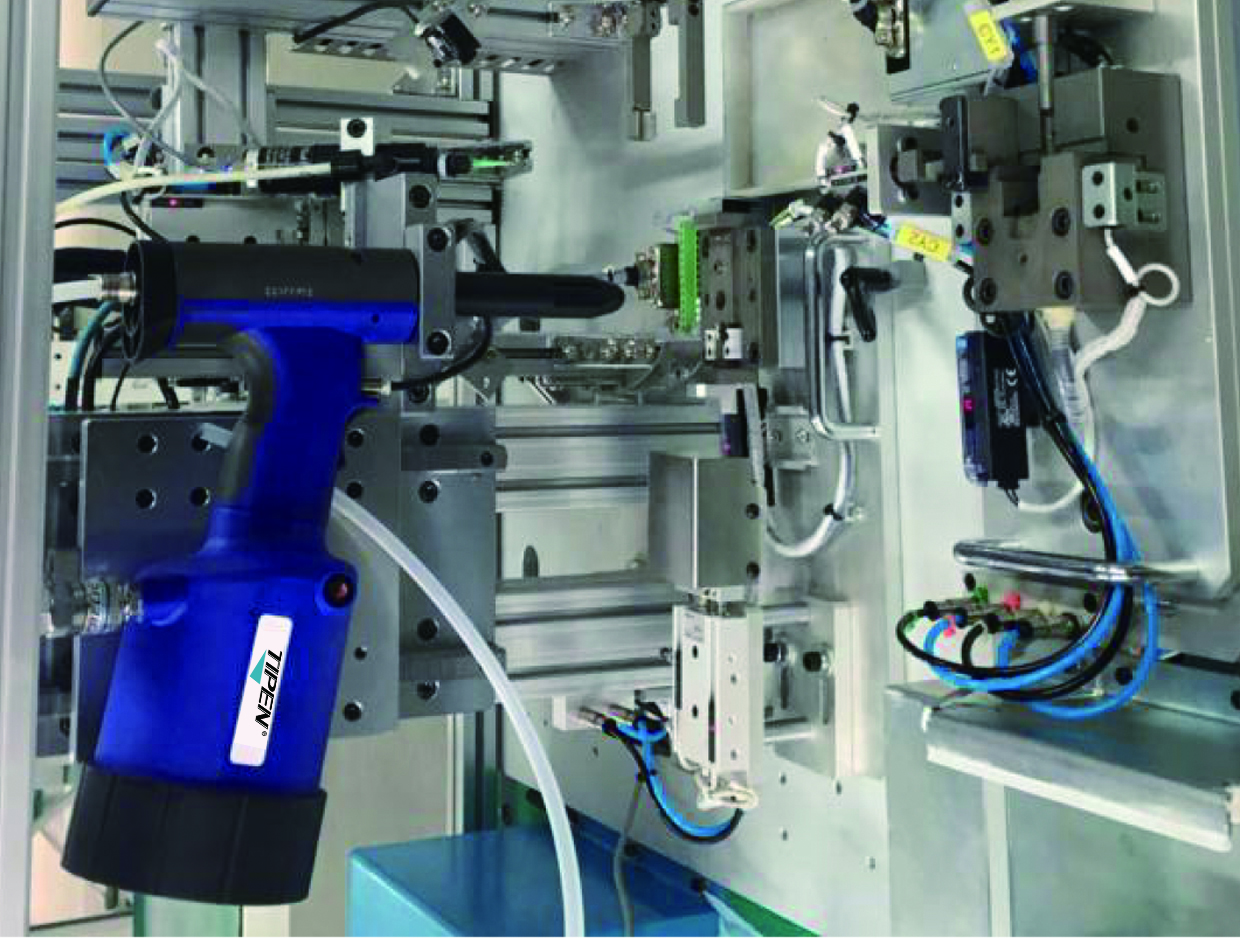 全自動（dòng）鉚接機